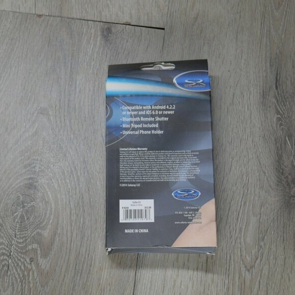 NEW Selfie Kit with Remote Shutter and Mini Tripod - Picture 3 of 5